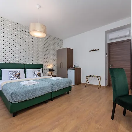 Aurora Pensionat 4*