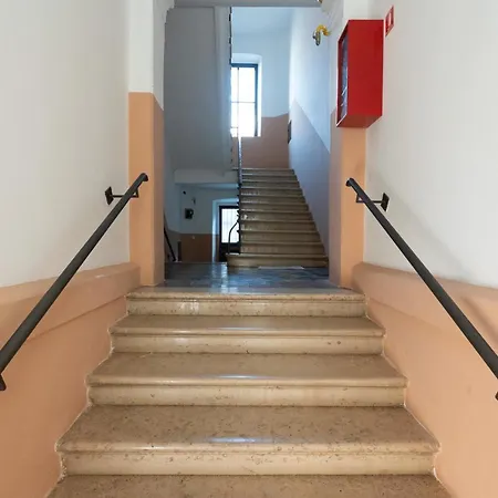 Πανσιόν Aurora 4*
